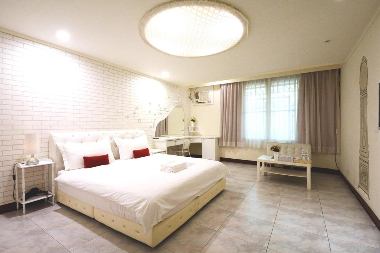 Ariyoshi Ya Apartment Tainan Exterior foto