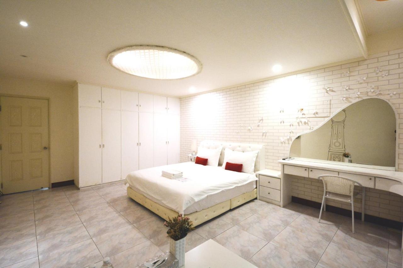 Ariyoshi Ya Apartment Tainan Exterior foto
